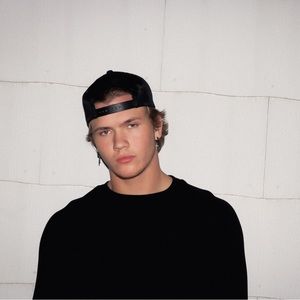 Meet your Posher, Ryen